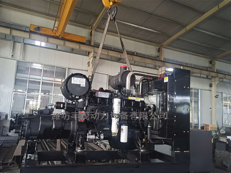 360KW礦山設備柴油機1.jpg
